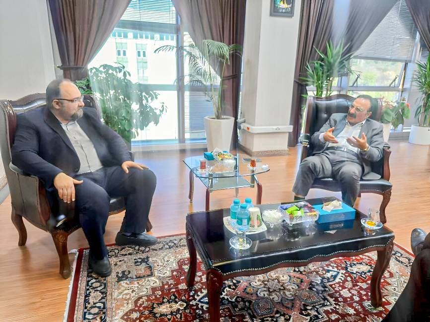 همکاری چندوجهی میان هلدینگ تاسیکو و بانک دی با هدف حمایت از تولید ملی